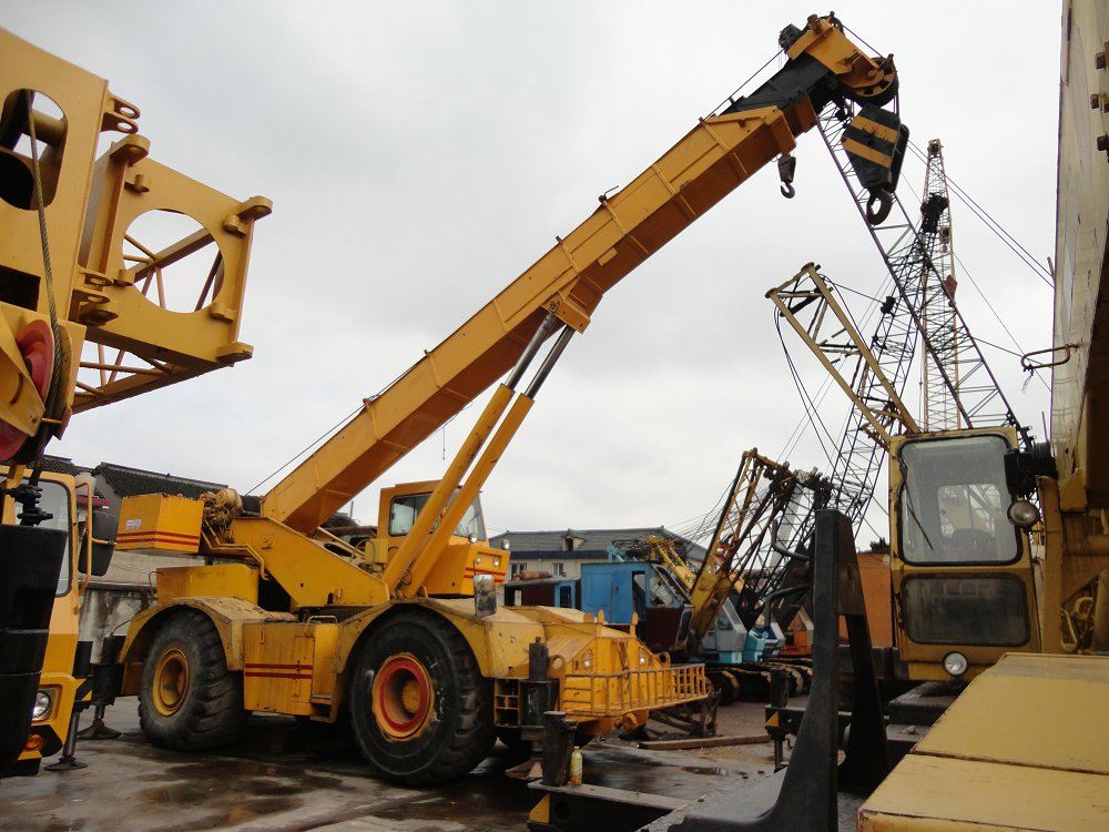 吊车租赁中常用吊钩麻绳的安全使用